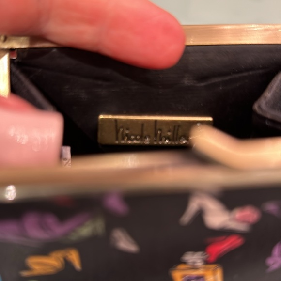 Nicole Miller Vintage Barbie themed evening bag. - Picture 7 of 11